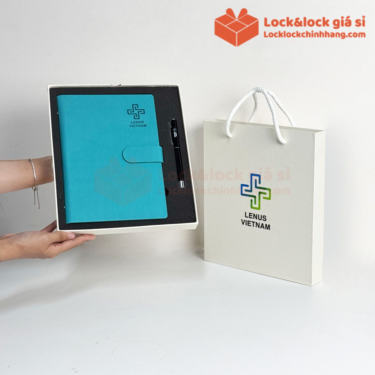 Toàn cảnh thị trường quà tặng doanh nghiệp 2025 - Locklockchinhhang.com 